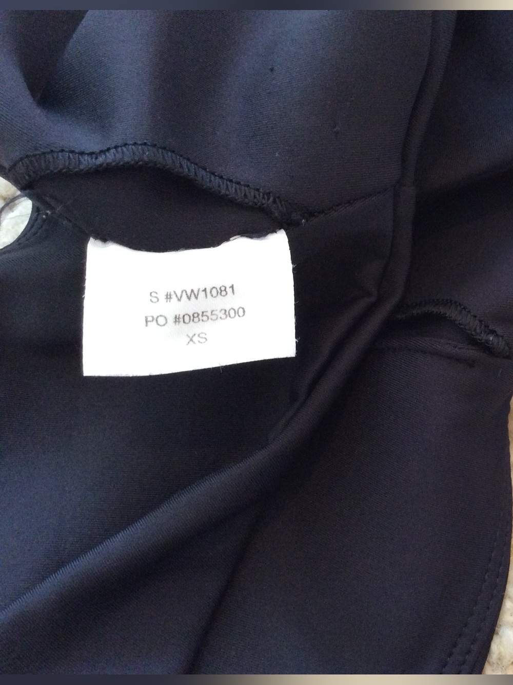 Vuori Evolve Leggings and Matching Sports Bra - Black - Size XS - Picture 10 of 10